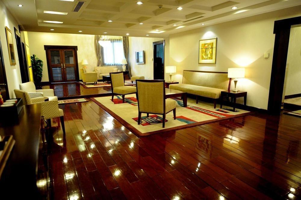 Yun-Zen Jinling World Trade Plaza Hotel Шицзячжуан Экстерьер фото