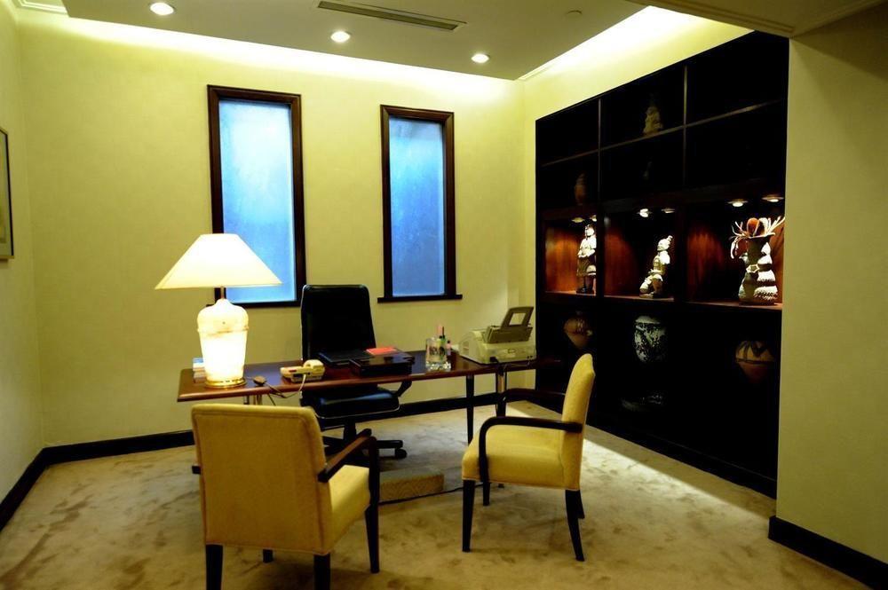 Yun-Zen Jinling World Trade Plaza Hotel Шицзячжуан Экстерьер фото