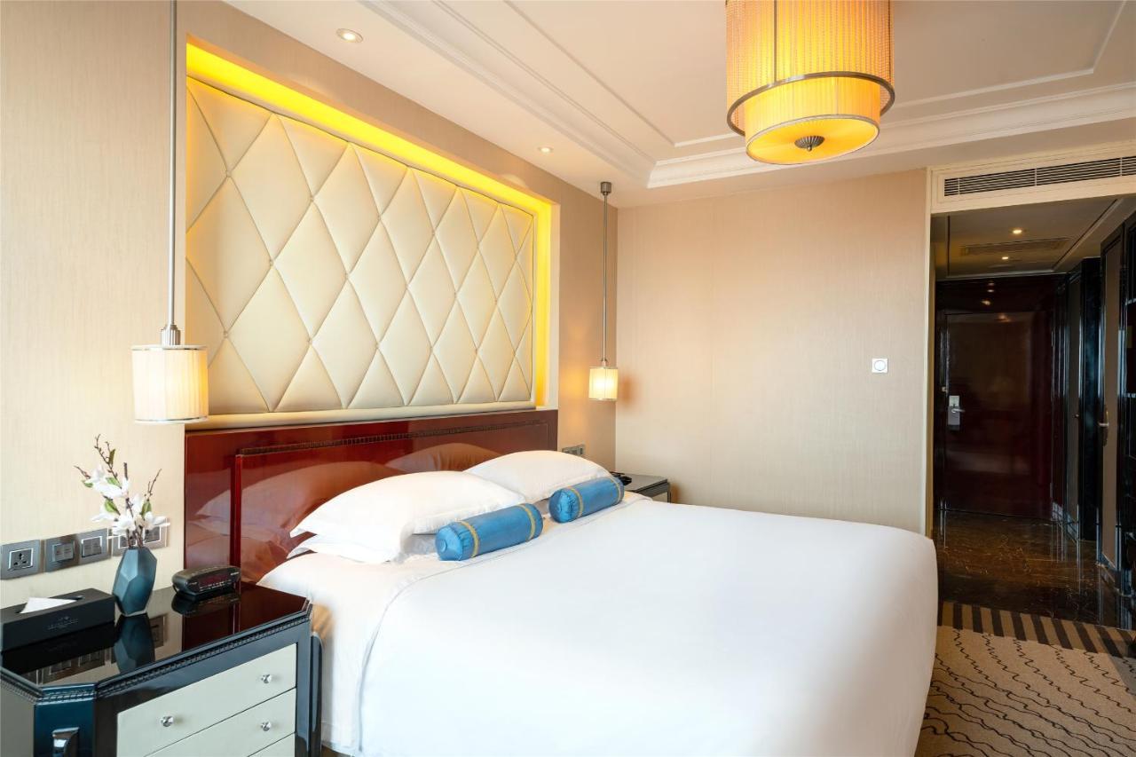 Yun-Zen Jinling World Trade Plaza Hotel Шицзячжуан Экстерьер фото